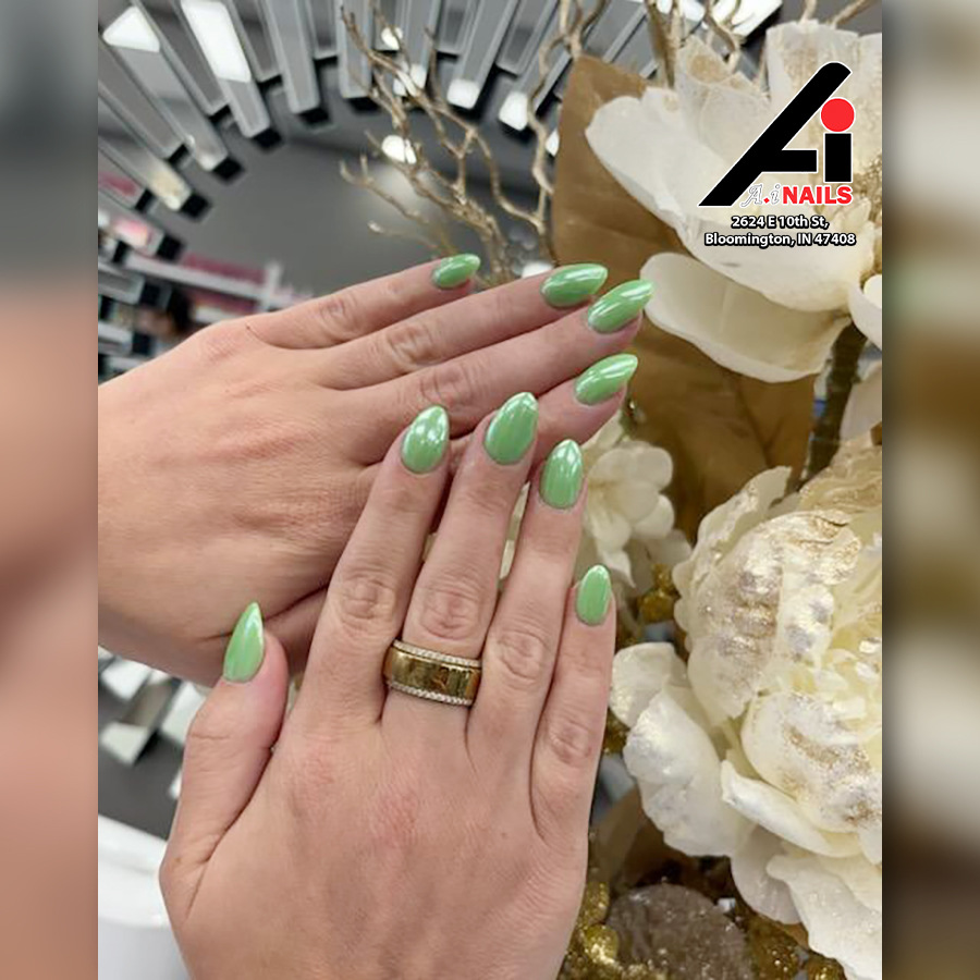 A.i Nails